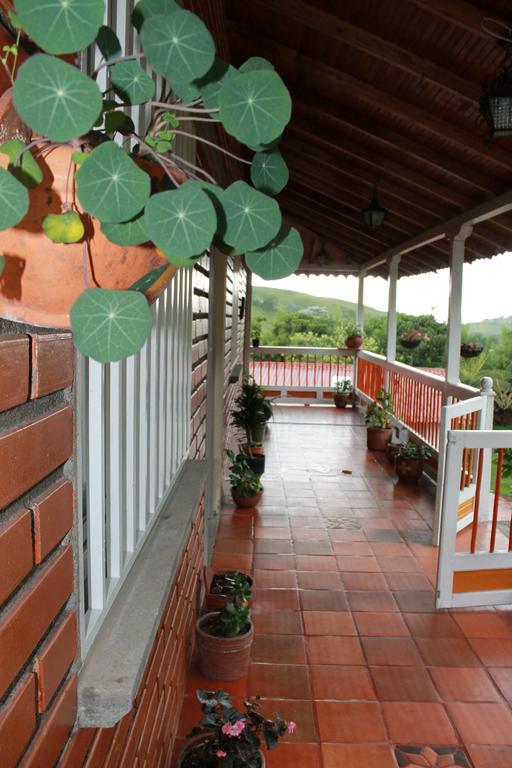 La Gaviota Bnb Bed and Breakfast Filandia Eksteriør billede