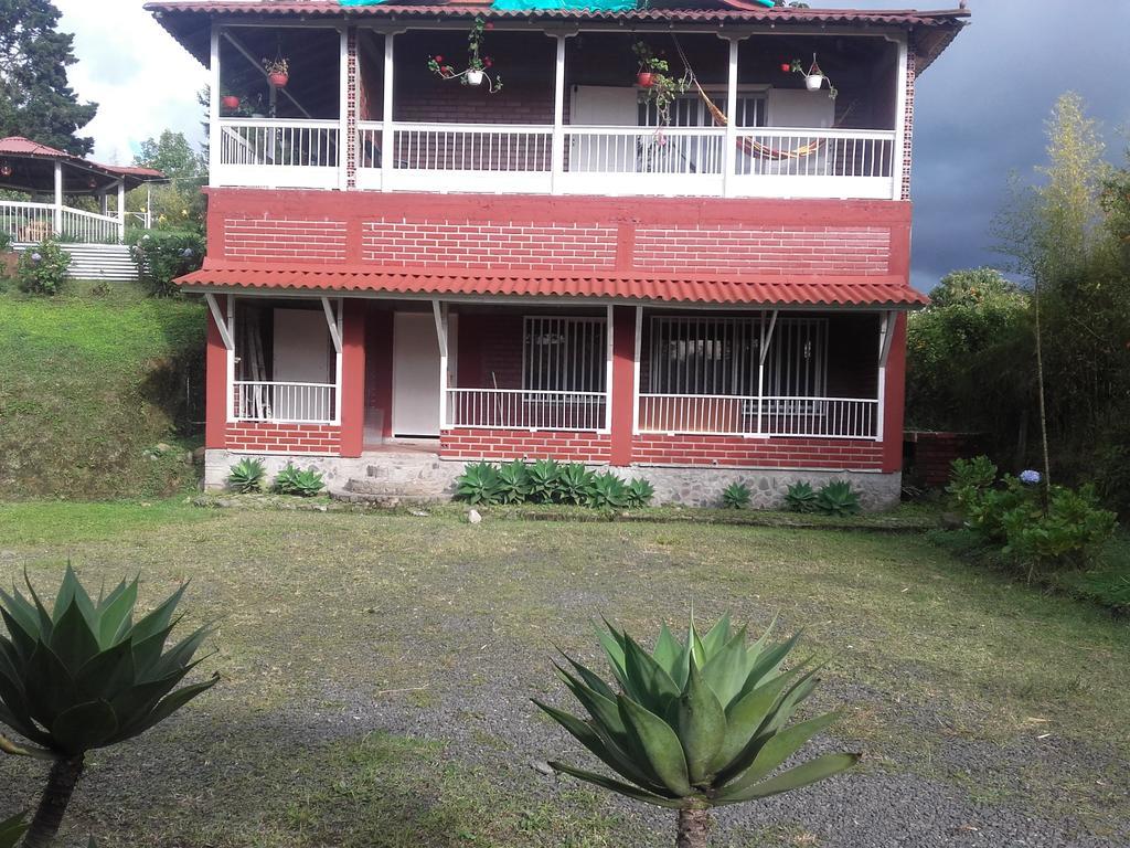 La Gaviota Bnb Bed and Breakfast Filandia Eksteriør billede
